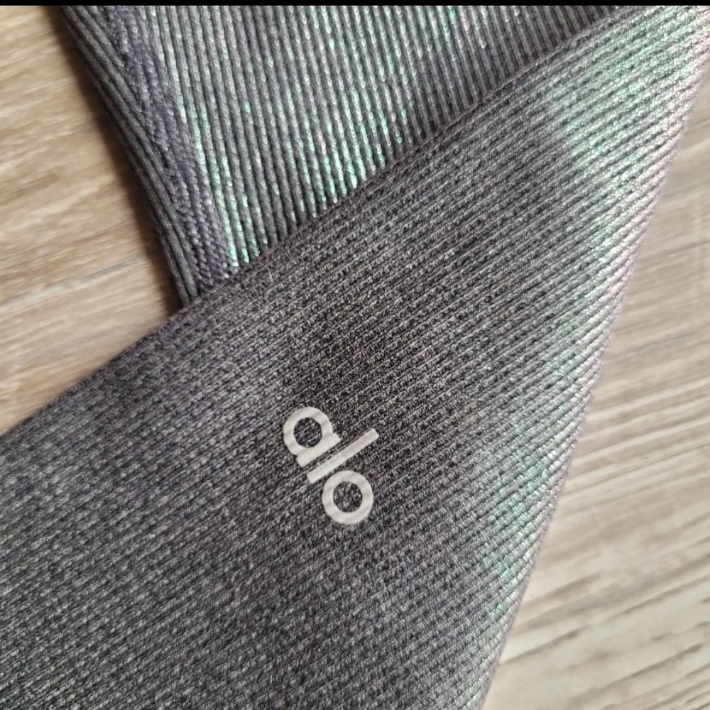 ALO Yoga Soft Ribbed Leggings